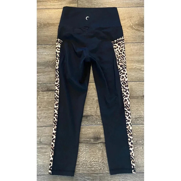 Zyia Active Leggings Black Tan Animal Print Size 2 - Picture 3 of 3